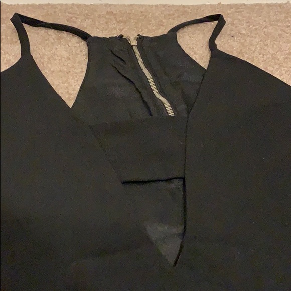 Black deep v blouse with partial zip back - Picture 2 of 3